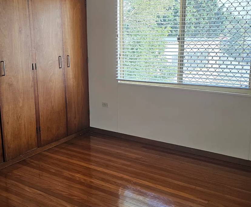 Unfurnished room in a share house