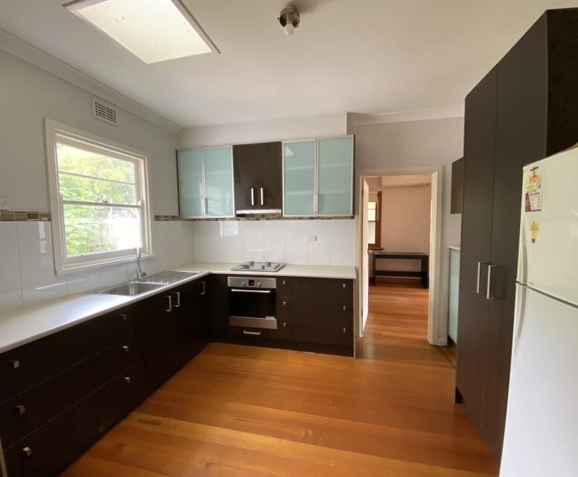 $295, Share-house, 3 bathrooms, Burwood VIC 3125