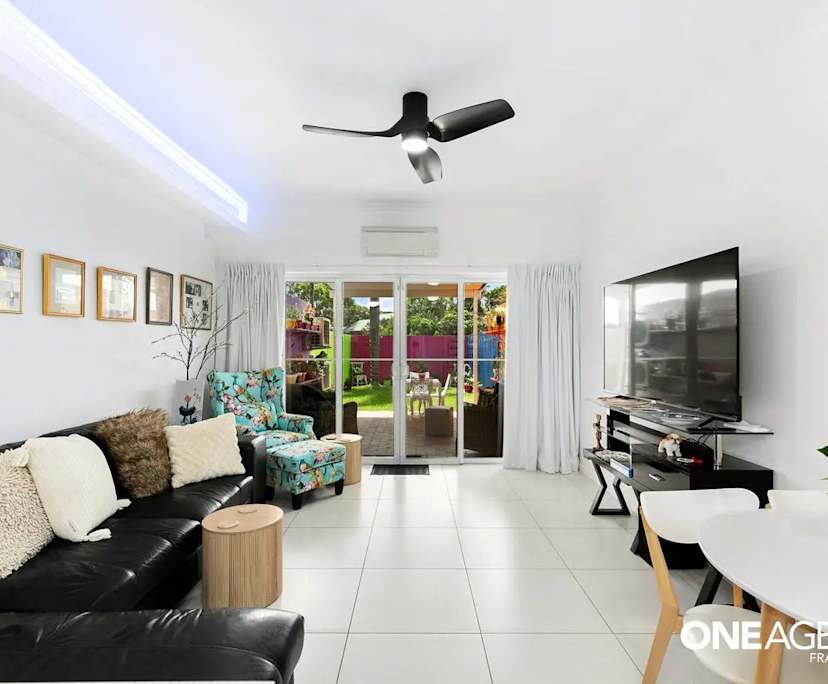 $360, Flatshare, 3 bathrooms, Pialba QLD 4655