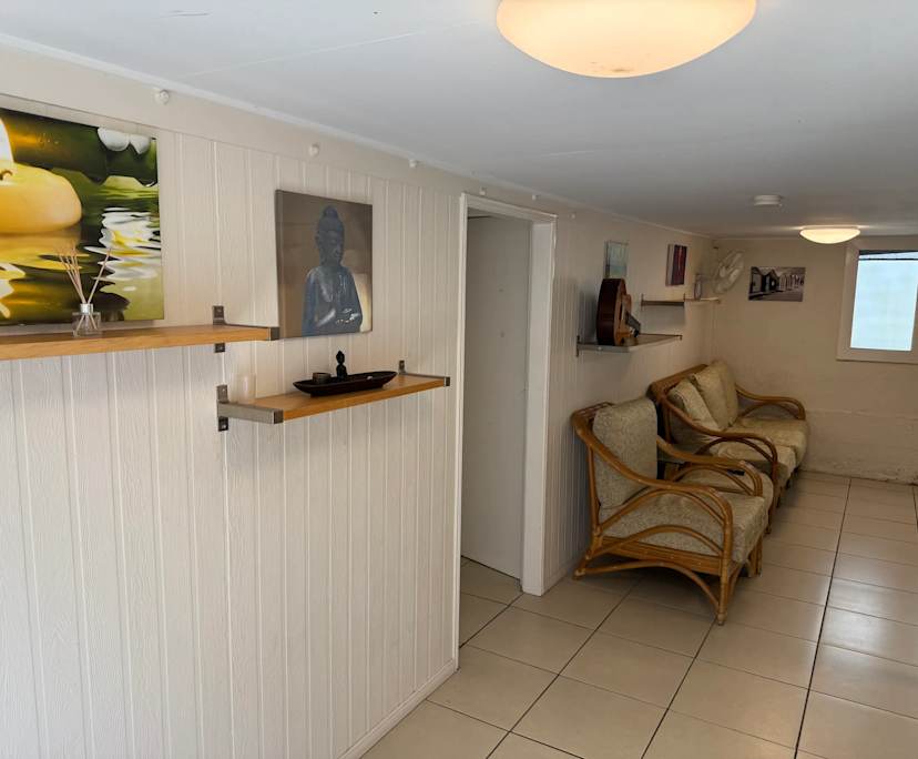 $250, Student-accommodation, 3 bathrooms, Greenslopes QLD 4120