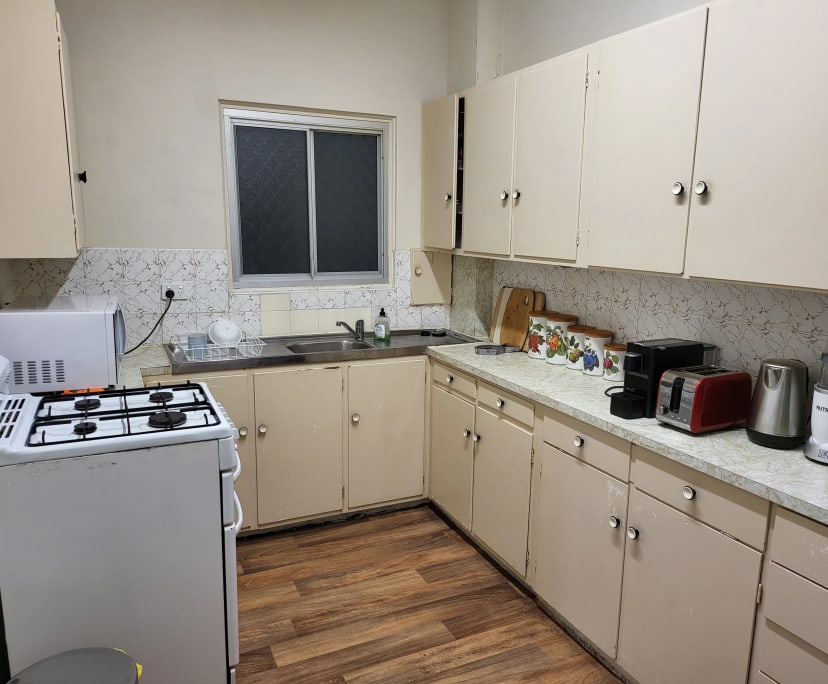 $320, Flatshare, 2 bathrooms, Hillsdale NSW 2036