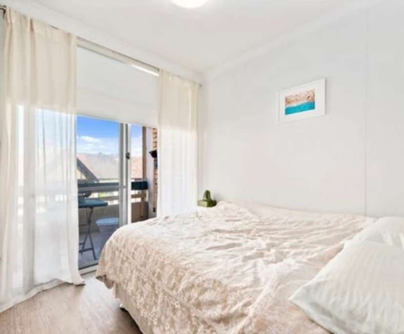 Furnished room studio flat for rent