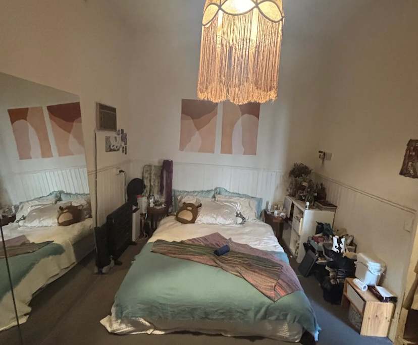 Unfurnished room in a share house