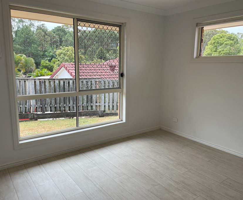 Room in a share house