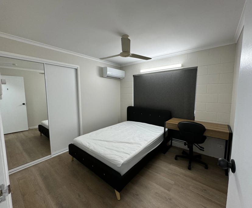 Furnished room in a share house