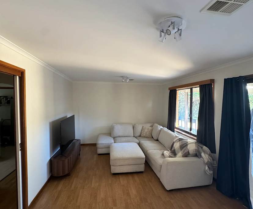 $290, Share-house, 4 bathrooms, Jerrabomberra NSW 2619