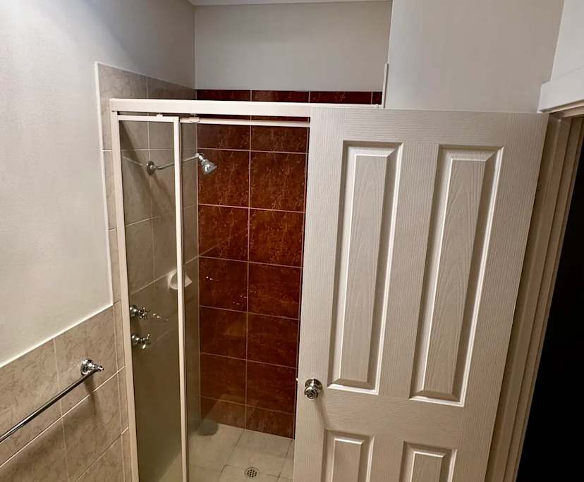Furnished room with own bathroom