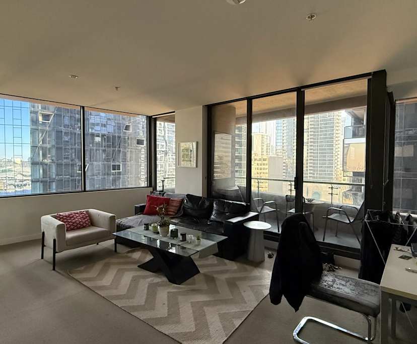 Furnished room in a flatshare