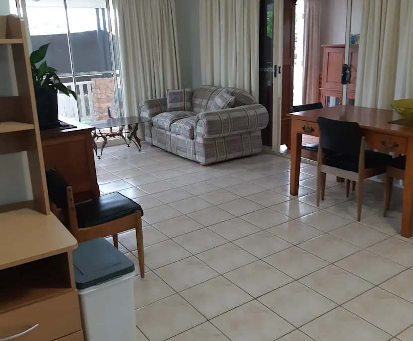 $450, Share-house, 2 bathrooms, Parkwood QLD 4214
