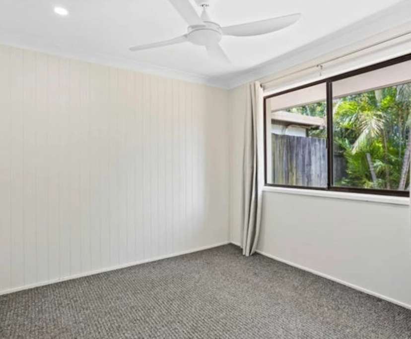 Unfurnished room in a share house