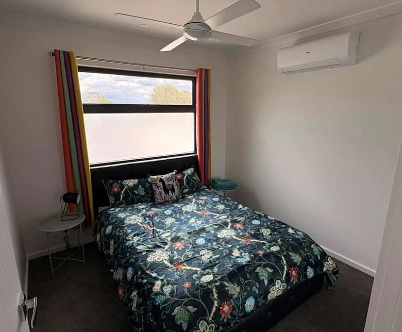 $240, Share-house, 3 bathrooms, Laverton VIC 3028