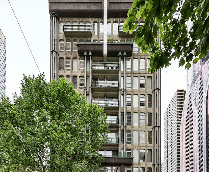 $1,060, Whole-property, 2 bathrooms, Melbourne VIC 3000