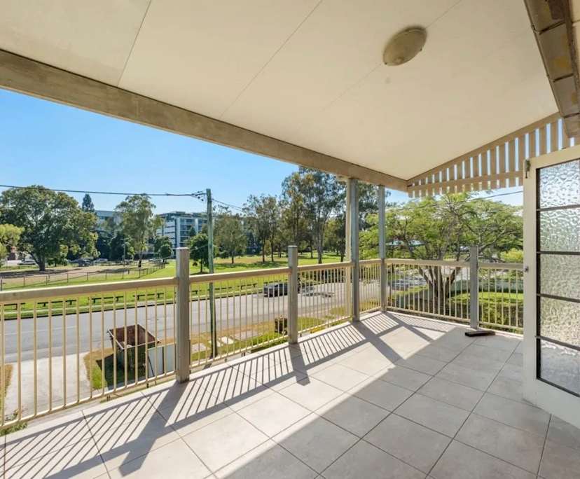Room in a share house