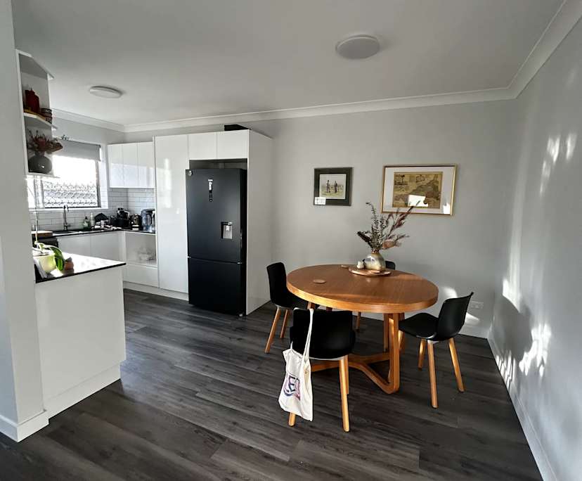 Unfurnished room in a flatshare