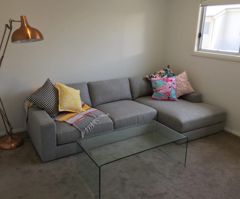 $230, Share-house, 3 bathrooms, Georgetown NSW 2298