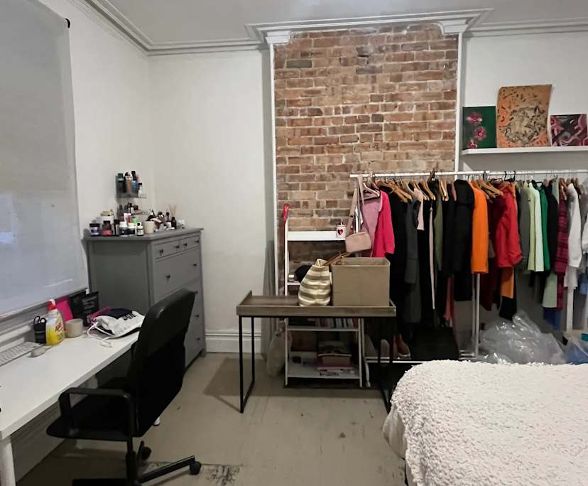 Unfurnished room in a share house