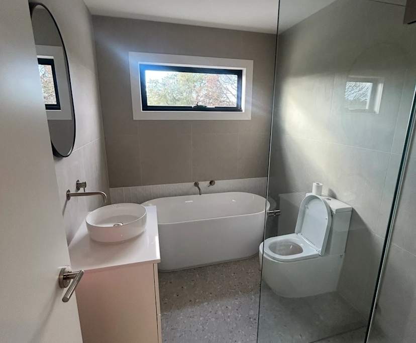 $300, Homestay, 4 bathrooms, Heidelberg Heights VIC 3081