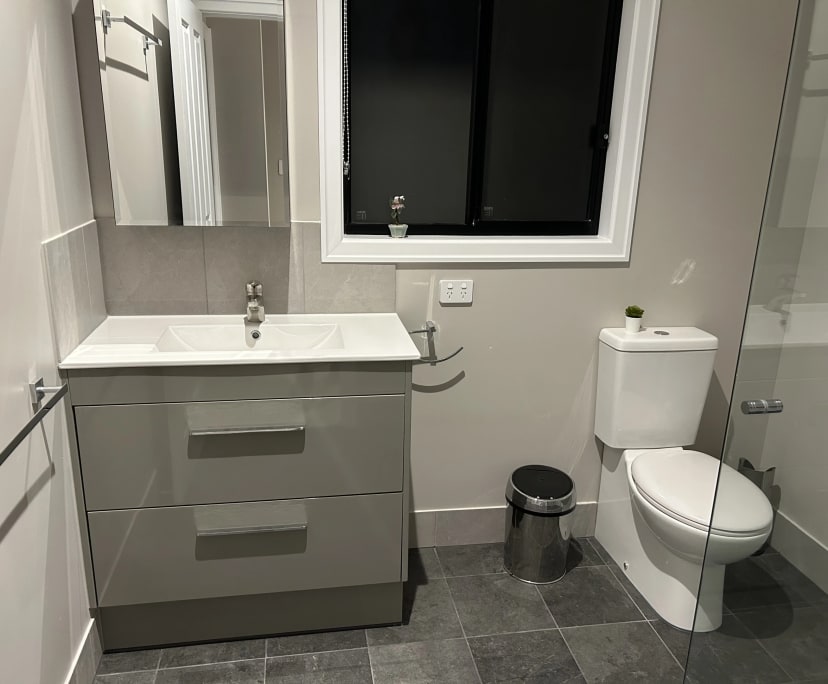 $390, Share-house, 4 bathrooms, Highgate Hill QLD 4101