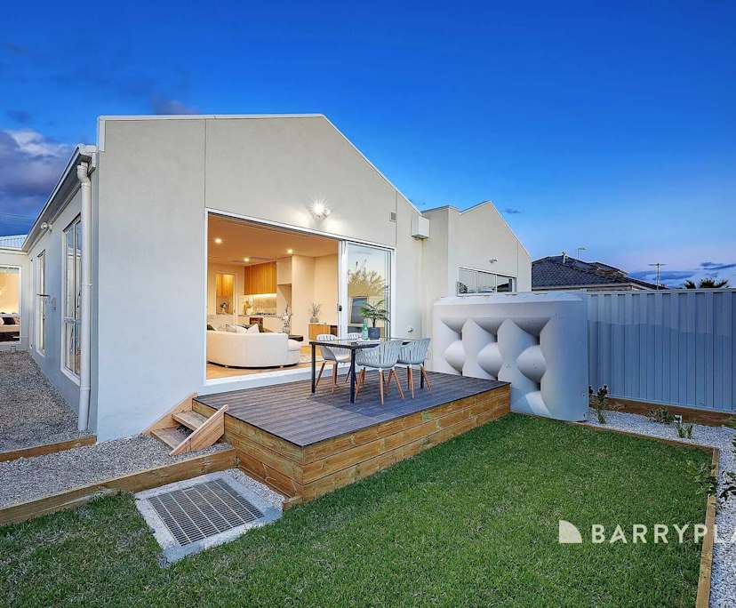 $1,000, Whole-property, 4 bathrooms, Glenroy VIC 3046