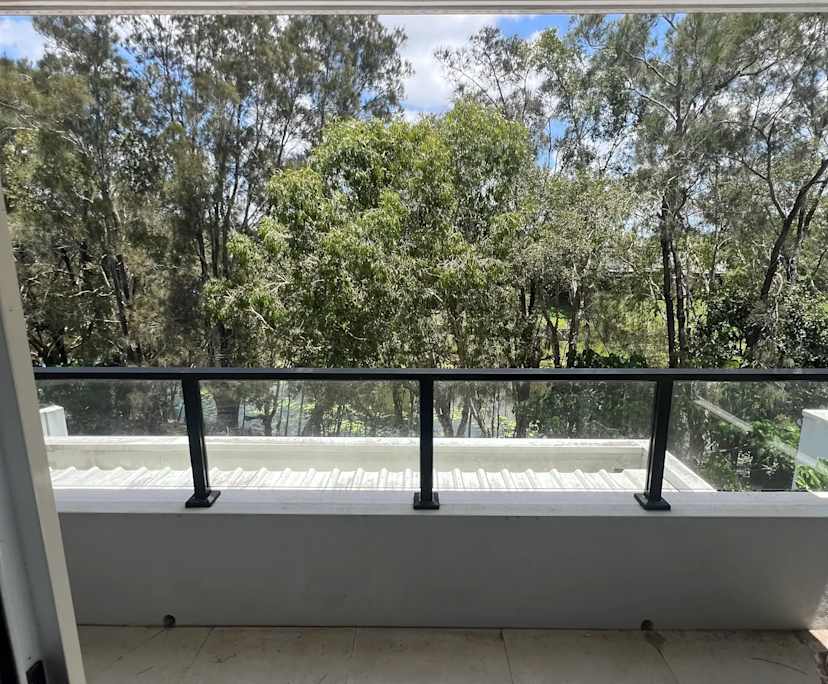 $330, Flatshare, 3 bathrooms, Robina QLD 4226