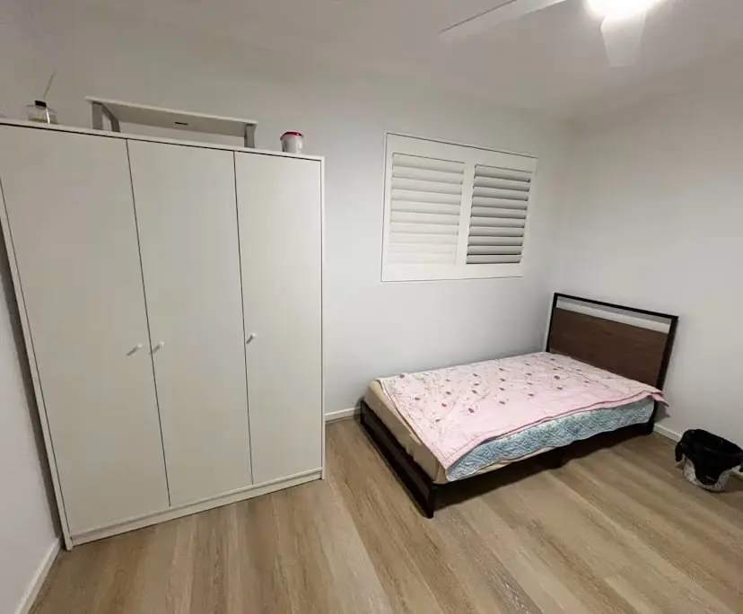 Furnished room with own bathroom