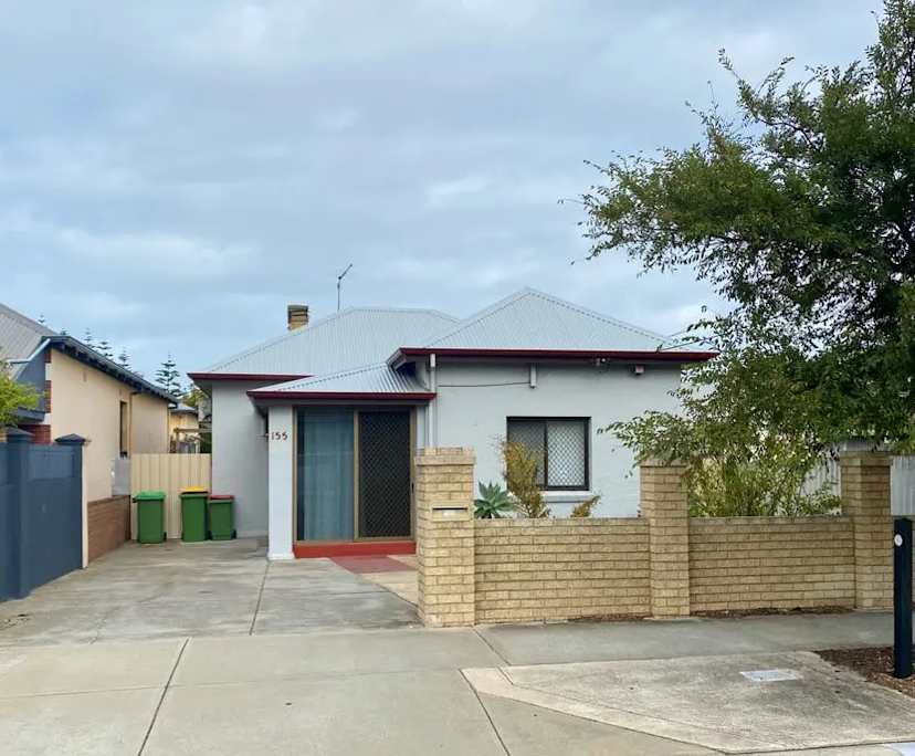 Room in a share house