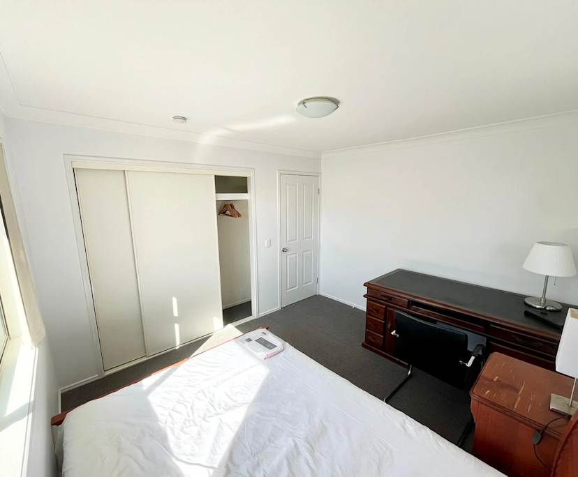 $280, Share-house, 6 bathrooms, Molendinar QLD 4214