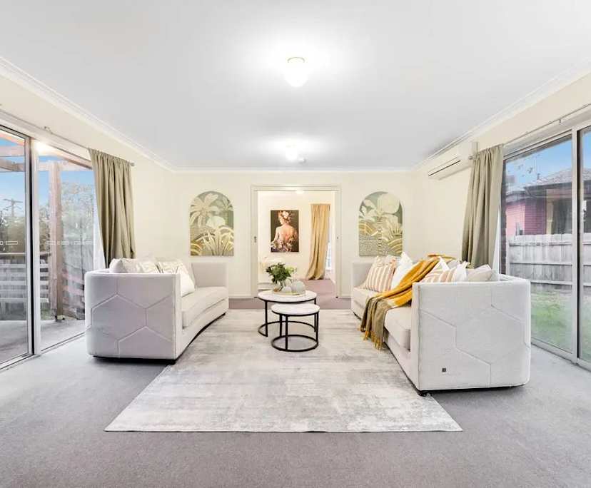 Furnished room in a share house