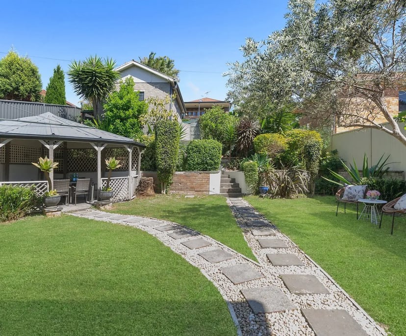 $210, Student-accommodation, 5 bathrooms, Carlton NSW 2218