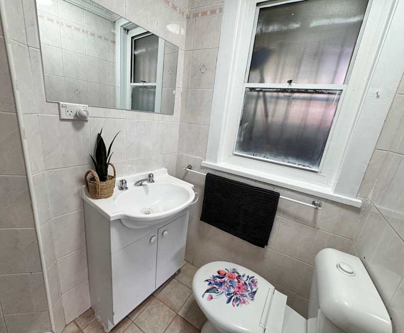 $500, Studio, 1 bathroom, Enmore NSW 2042