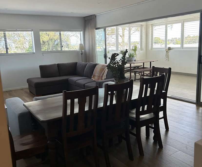 Unfurnished room in a flatshare