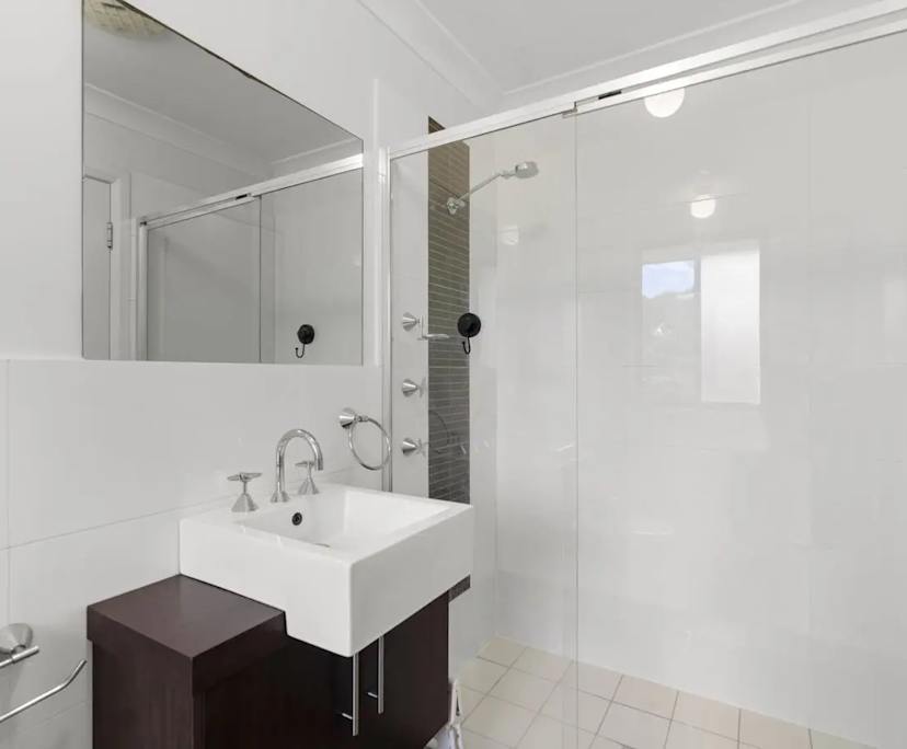 Unfurnished room with own bathroom