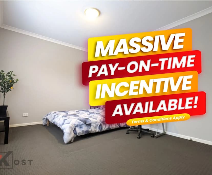 Furnished room with ensuite in a share house