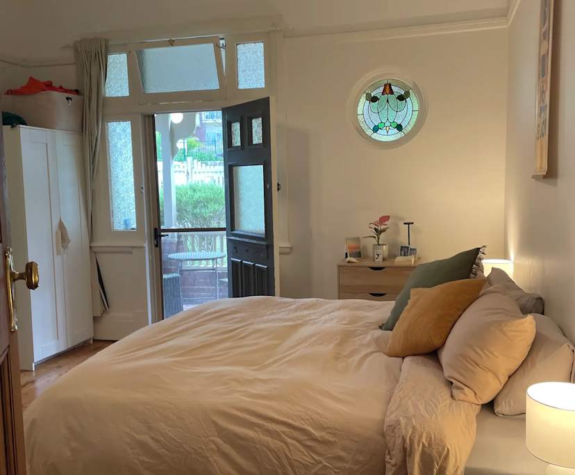 Whole property with 2 rooms for rent