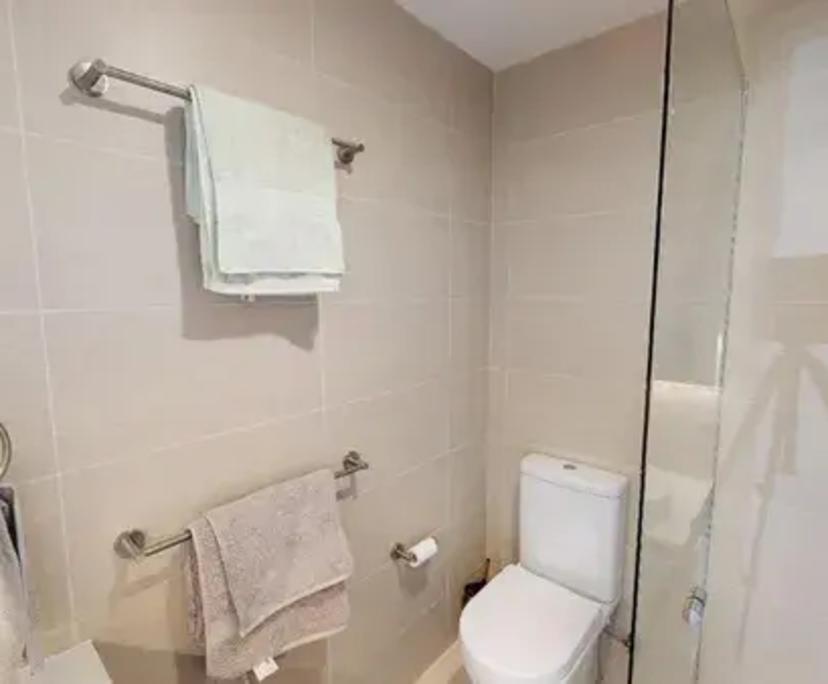Whole property with 2 rooms for rent