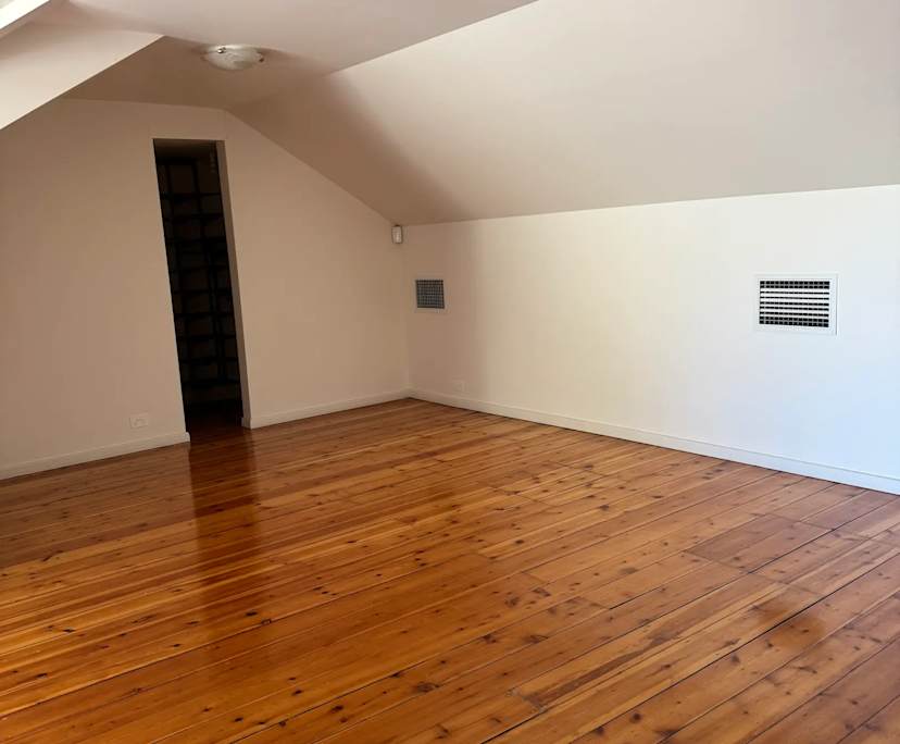 Room with ensuite in a share house