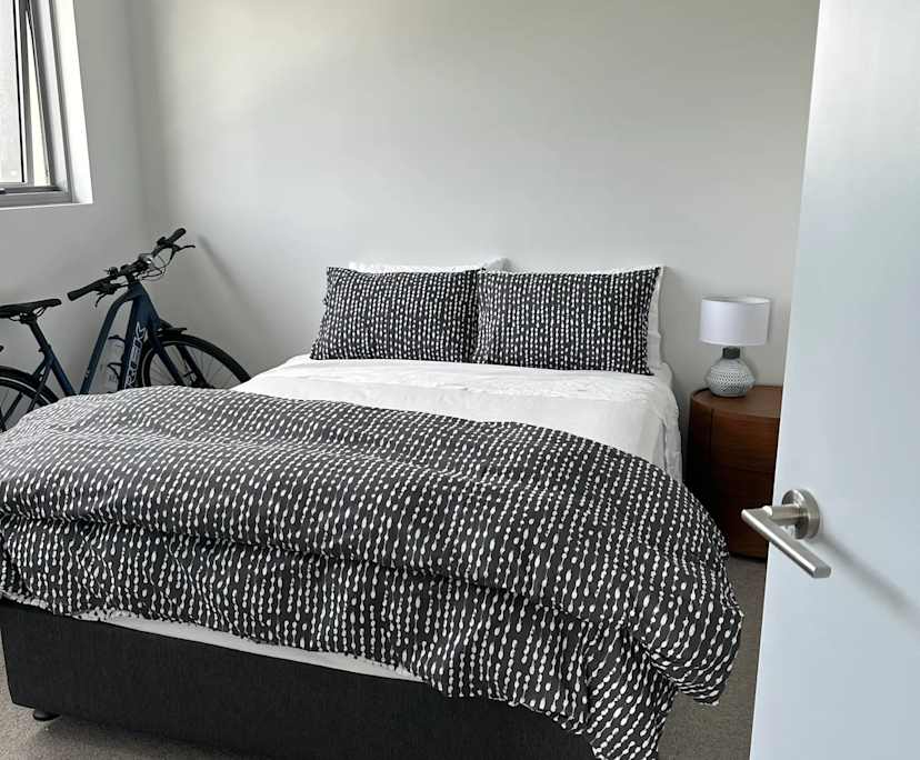 Furnished room with own bathroom