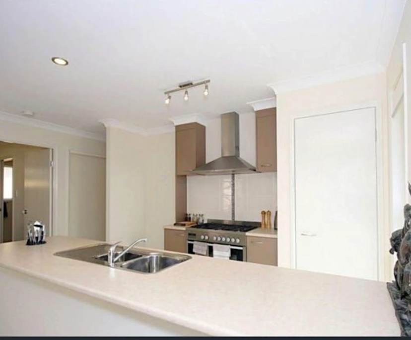 $347, Share-house, 4 bathrooms, Griffin QLD 4503