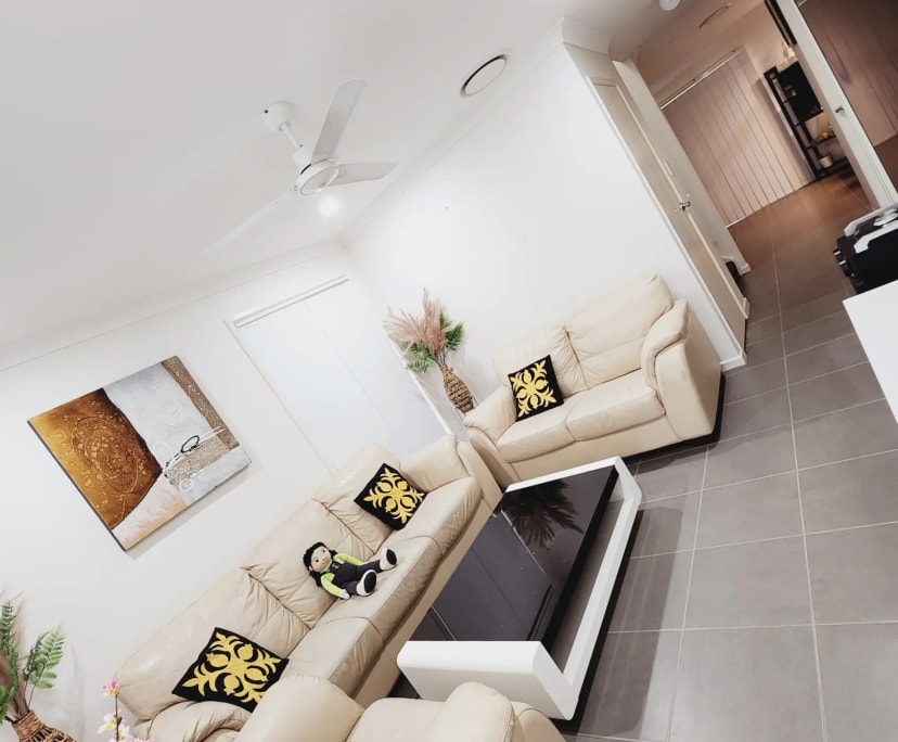 $280, Share-house, 3 bathrooms, Doolandella QLD 4077