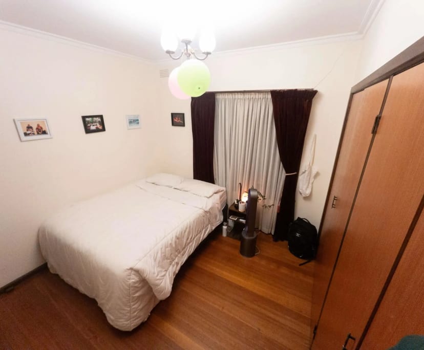 Unfurnished room in a share house