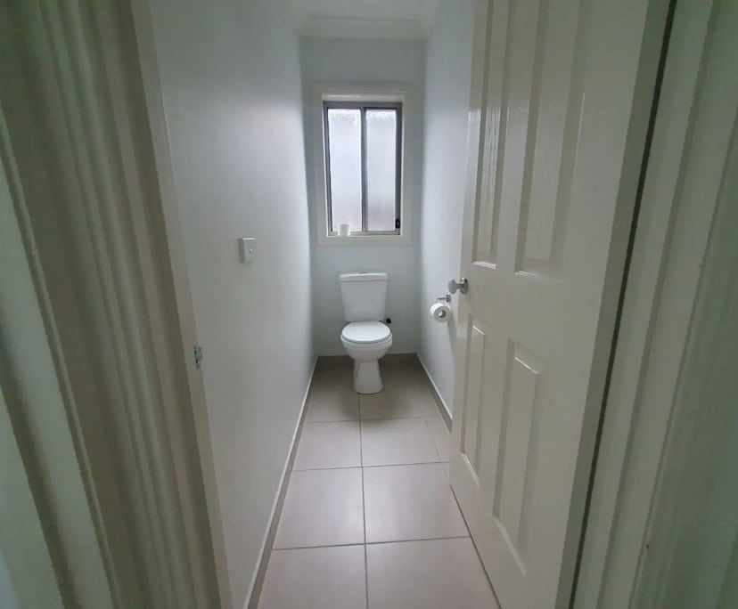 $250, Share-house, 3 bathrooms, South Morang VIC 3752