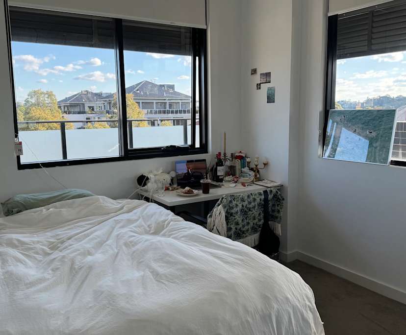 Furnished room with own bathroom