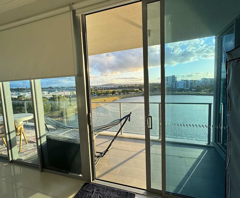 $450, Flatshare, 3 bathrooms, Biggera Waters QLD 4216