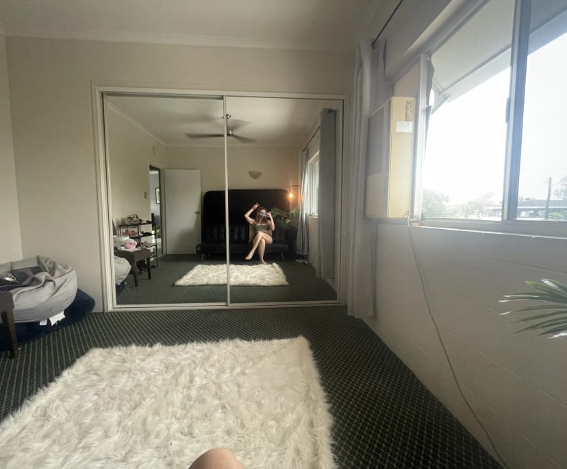 $240, Flatshare, 2 bathrooms, Manunda QLD 4870