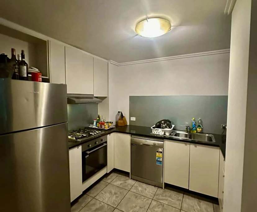 Furnished room in a flatshare