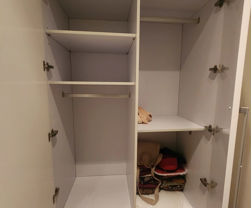 $275, Homestay, 2 bathrooms, Mawson Lakes SA 5095