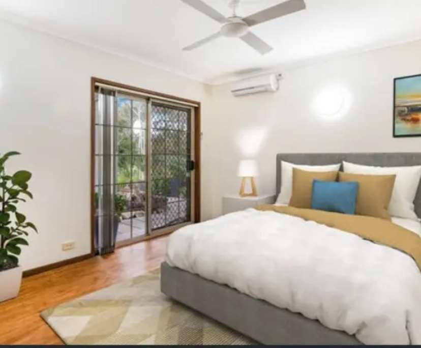 Room in a share house