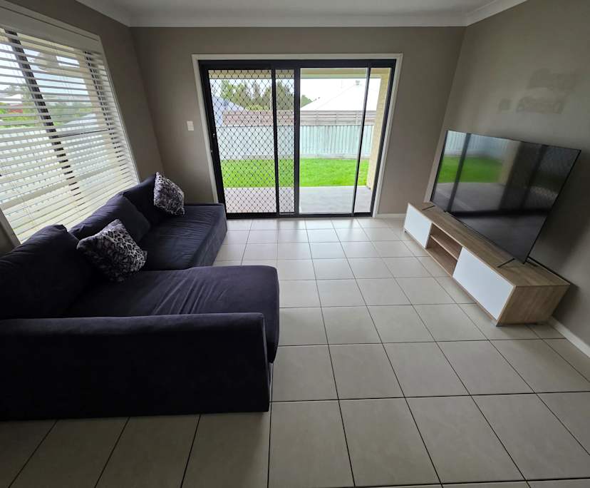 $300, Share-house, 2 rooms, Aberglasslyn NSW 2320, Aberglasslyn NSW 2320