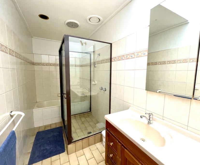 $330, Flatshare, 3 bathrooms, Parkville VIC 3052