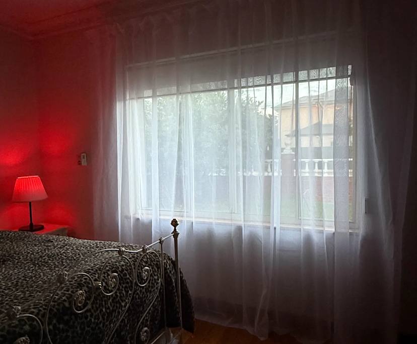 Room in a share house